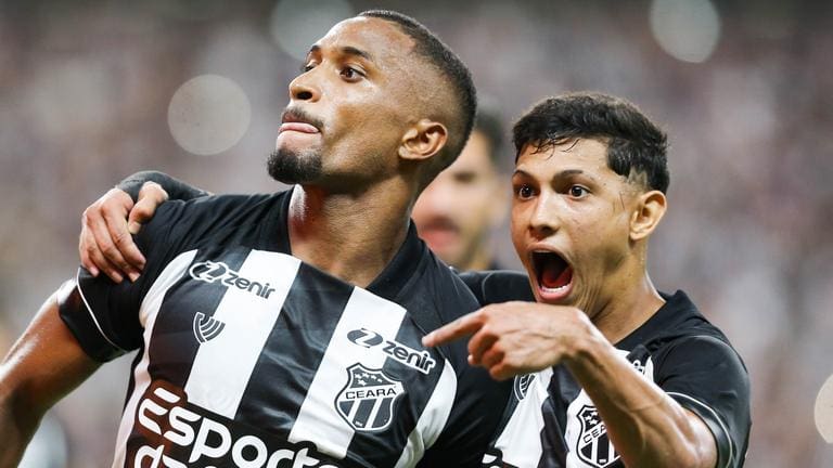Ceará e Coritiba medem forças de olho no G4 da Série B do Campeonato Brasileiro
