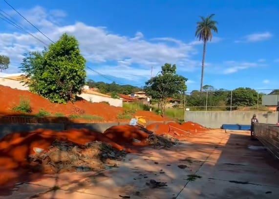 Reforma da quadra do Bairro Lapa em Jaboticatubas garante conforto e segurança para a comunidade
