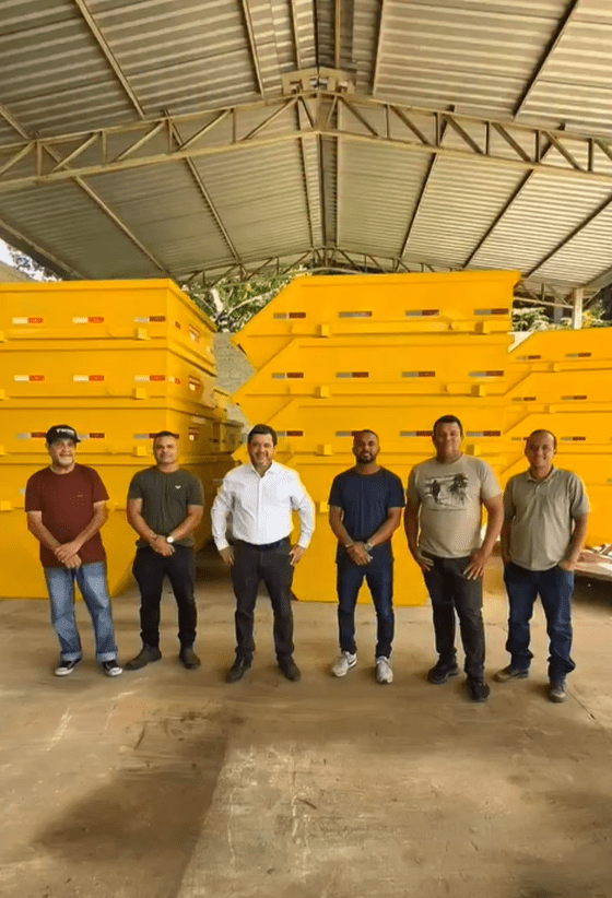 Prefeitura de Cachoeira da Prata adquire 30 caçambas para reforçar limpeza urbana e rural