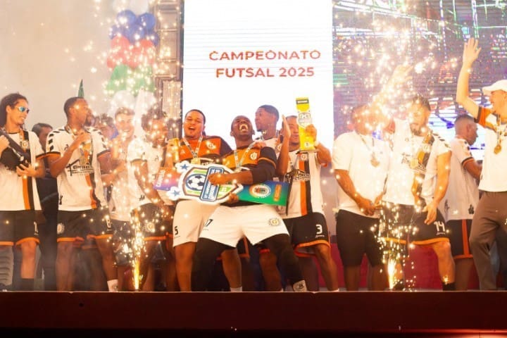 Final do futsal foi marcada por grandes jogos, premiações e muita festa em Coronel Pacheco