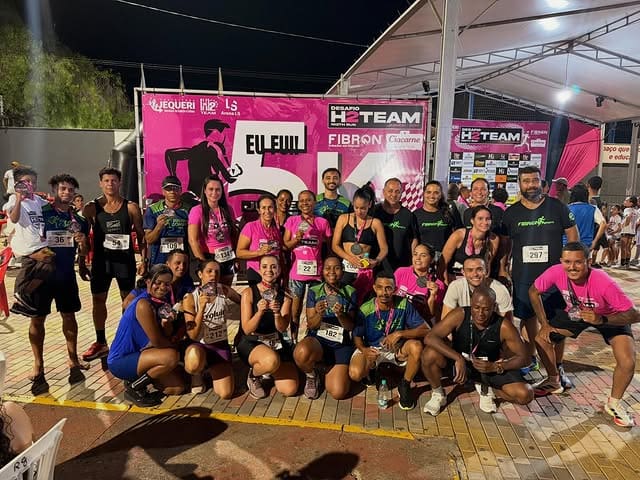 Corre Urucânia participa de corrida noturna em Jequeri e conquista premiações por categoria