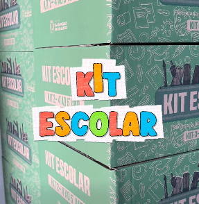 São Gonçalo do Rio Abaixo realiza entrega de kits escolares para alunos da rede municipal