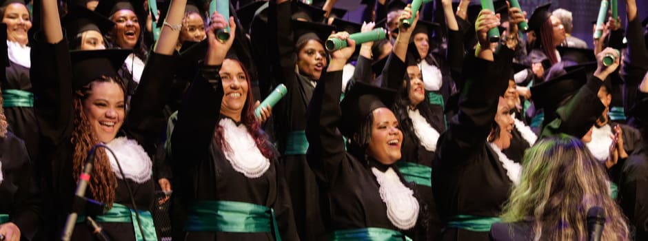 Trilhas de futuro celebra 100 mil profissionais formados em Minas Gerais