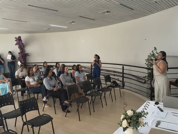 Três Pontas certifica 30 estabelecimentos como “Comércio Amigo da Mulher” e amplia rede de proteção no município