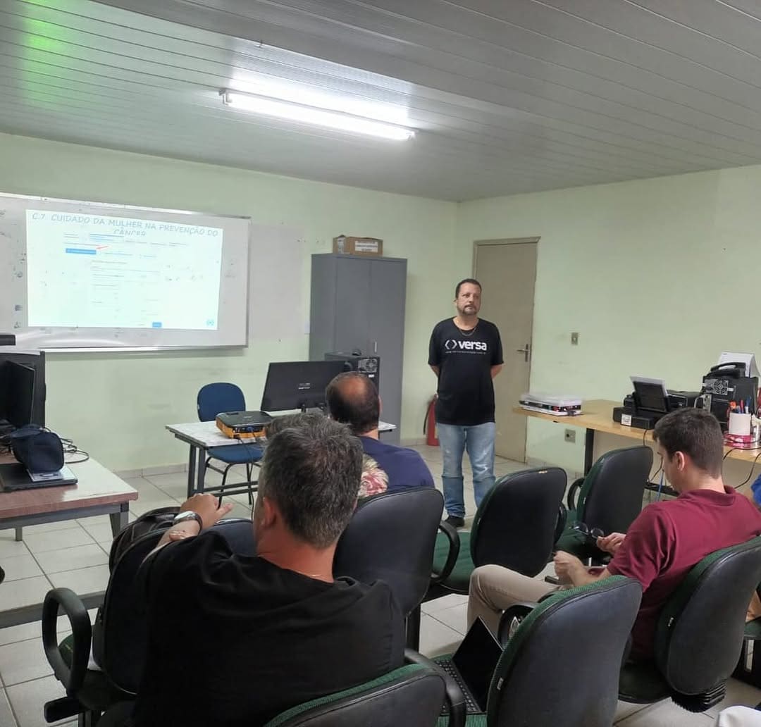 Prefeitura de Urucânia promove curso de capacitação sobre novo cofinanciamento da Atenção Primária à Saúde