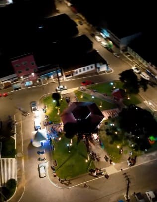 Quiosque reformado e revitalização da Praça Barão de Santa Bárbara movimentam Santa Bárbara do Monte Verde