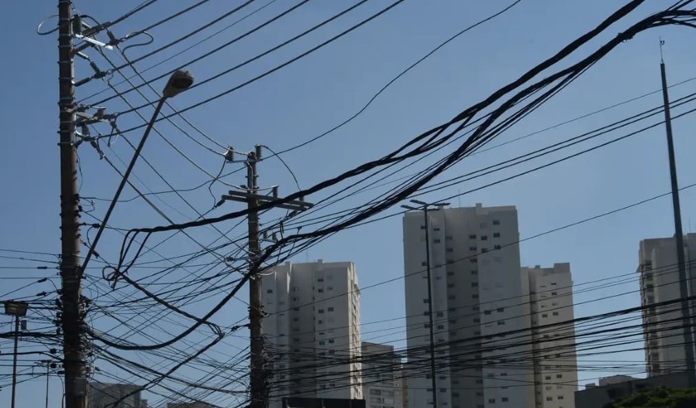 Rio de Janeiro endurece regras contra ferros-velhos envolvidos com receptação de cobre