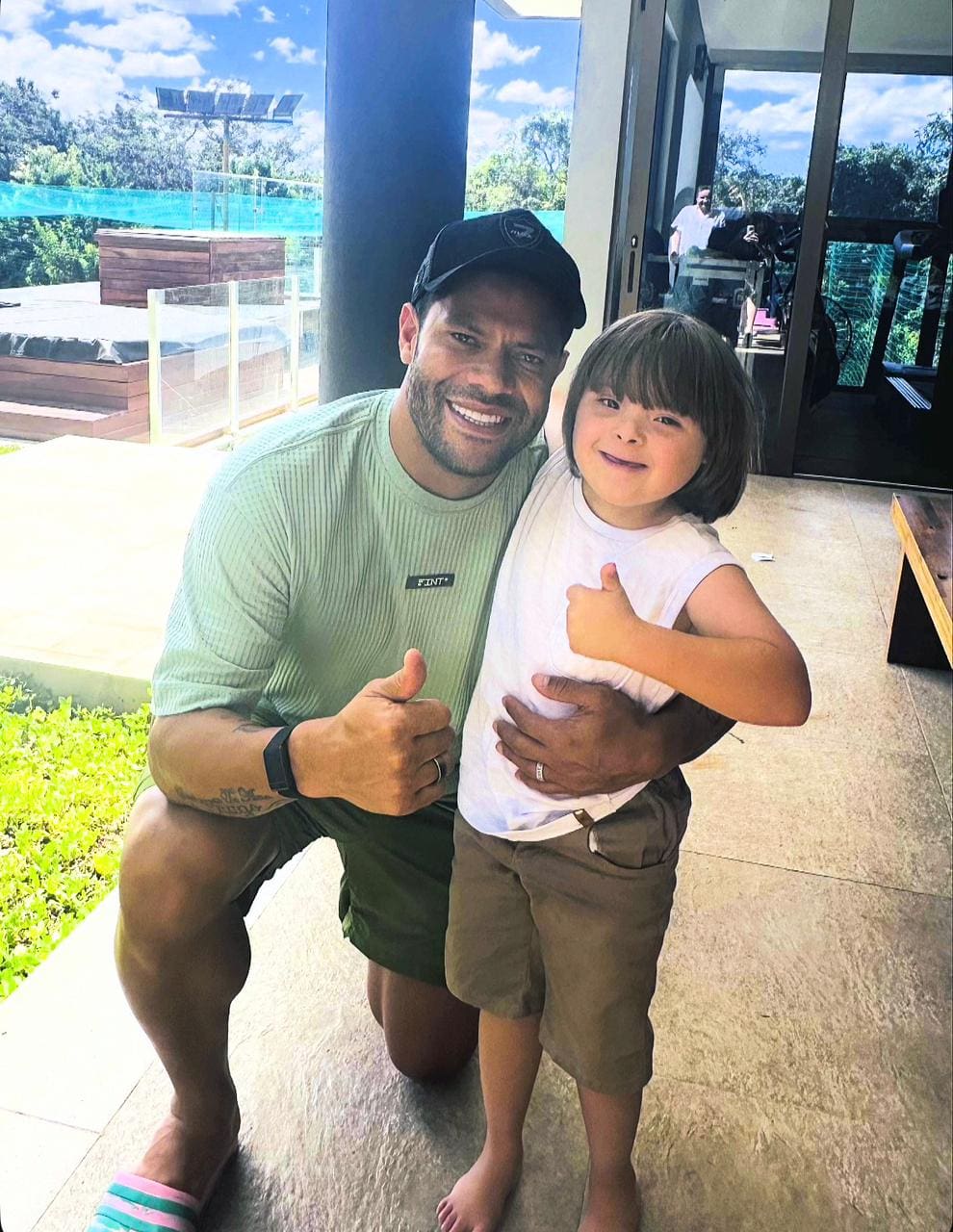 Noah acompanha Hulk em dia especial antes da despedida no Atlético-MG