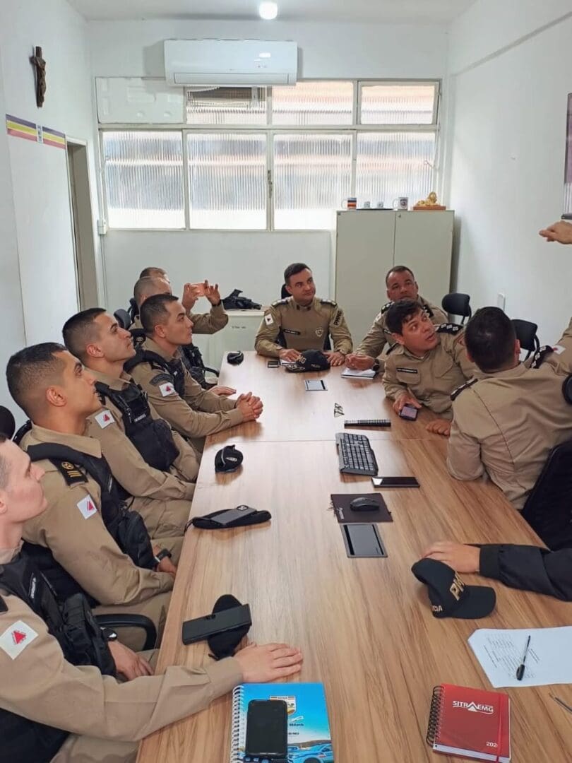 57º BPM recebe cadetes do CFO III para estágio operacional